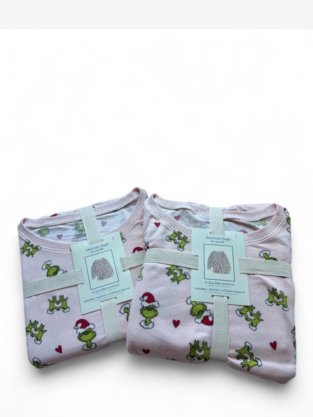New American Eagle Outfitters Pink Grinch Heart Print Set one small or medium